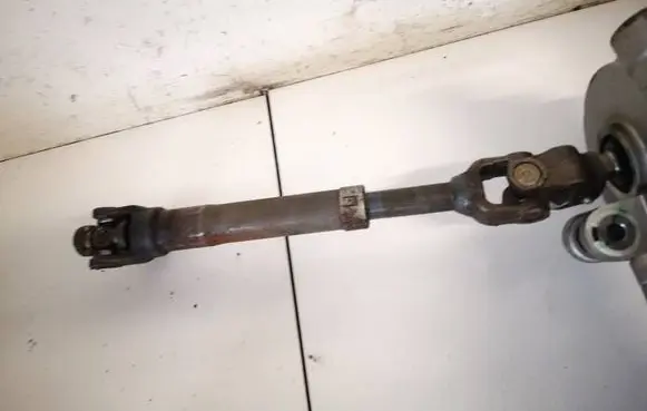 Toyota Auris 150 Steering column universal joint 