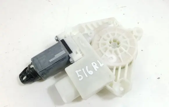 BMW M5 F90 Rear door window regulator motor 51337455083