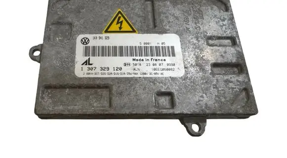 Volkswagen Touran I Headlight ballast module Xenon 1307329120 1K0941329 10EEG060082