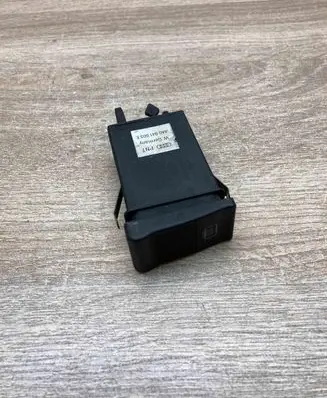 Audi A6 S6 C4 4A Windscreen/window heater switch 4A0941503E