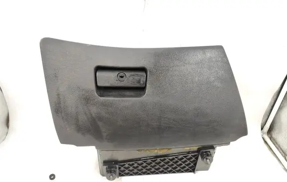 BMW 5 E39 Glove box lid/cover 