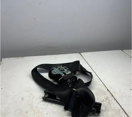 Mercedes-Benz Sprinter W906 Rear seatbelt A9068600285
