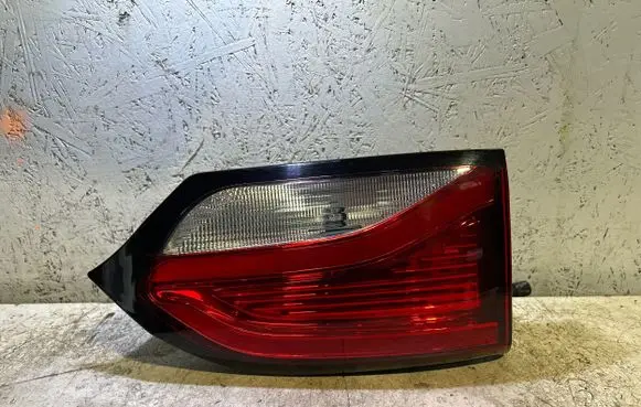 Chrysler Pacifica Tailgate rear/tail lights P68228941AE 070918A F00HTC409110