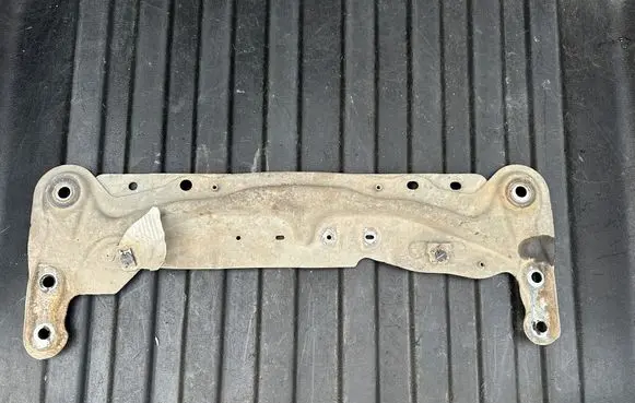 Mercedes-Benz Citan W415 Front subframe 8200880148