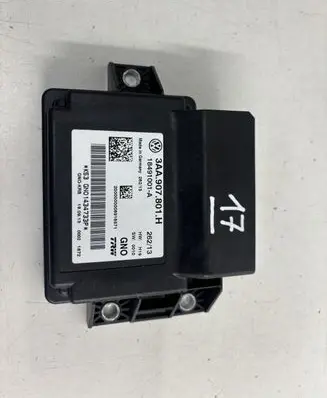Audi Q3 8U Hand brake control module 3AA907801H