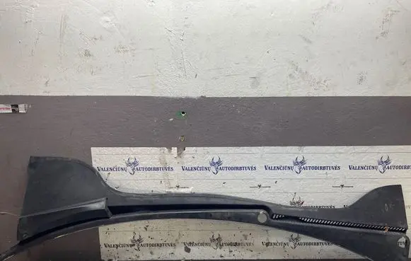 Volkswagen Golf V Wiper trim 1K5819415A