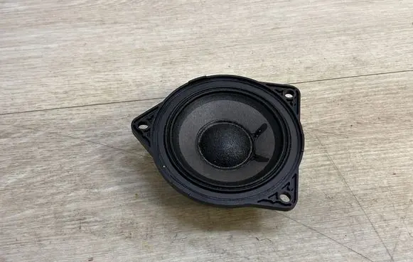 Porsche Cayenne (9Y0 9Y3) Panel speaker 971035415G