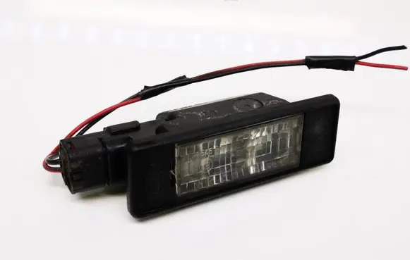 Nissan Primera Number plate light 2KA008224 153012 20J4