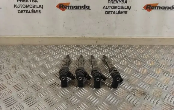 Volkswagen PASSAT B8 Fuel injectors set 04L130277AC