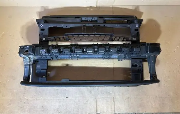 Volkswagen Polo V 6R Radiator support slam panel 6C0805588