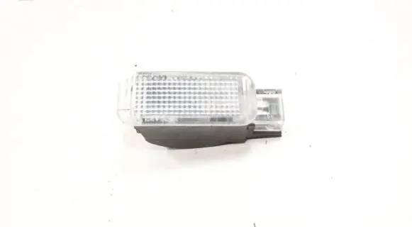 Volkswagen Phaeton Front door interior light 