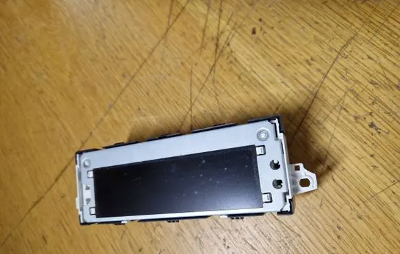 Citroen C4 II Screen/display/small screen 9676199280