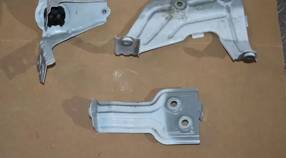 BMW X3 G01 Fender mounting bracket