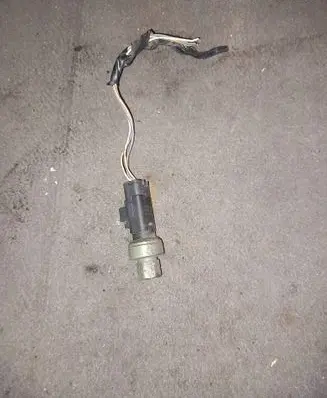 Air conditioning (A/C) pressure sensor