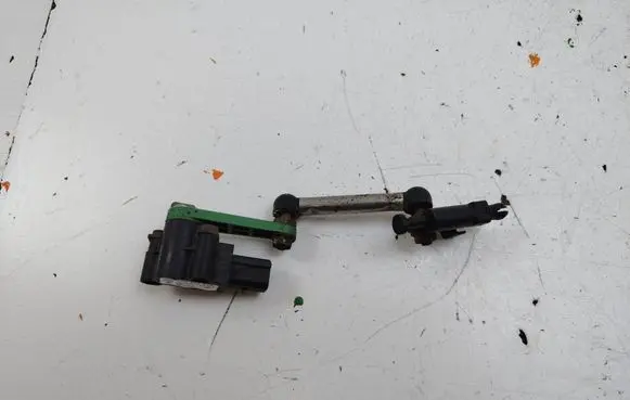 Volkswagen Touareg II Headlight/headlamp level sensor 7P0616213
