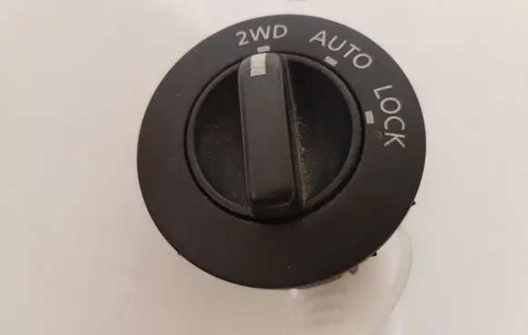 Nissan X-Trail T30 Differential lock switch 