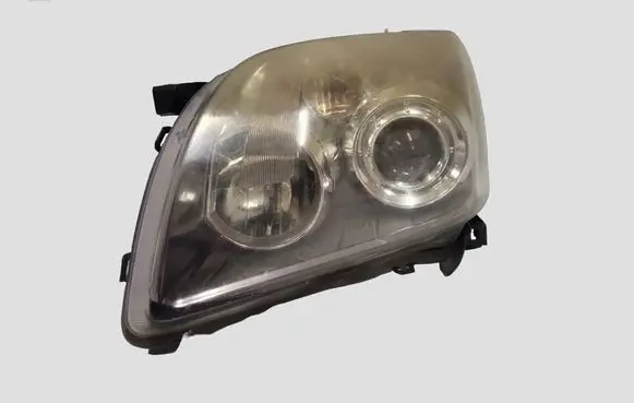 Toyota Avensis T250 Headlight/headlamp 0821211L1L