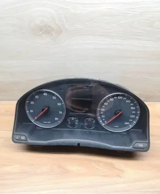 Volkswagen Golf Plus Speedometer (instrument cluster) 1K0920852A VWZ770E2554517 V0004000