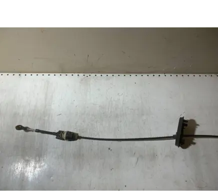 Gear shift cable linkage