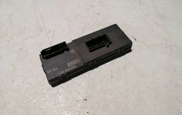 Volkswagen Touran III Tailgate/trunk control unit/module 5Q0959107J