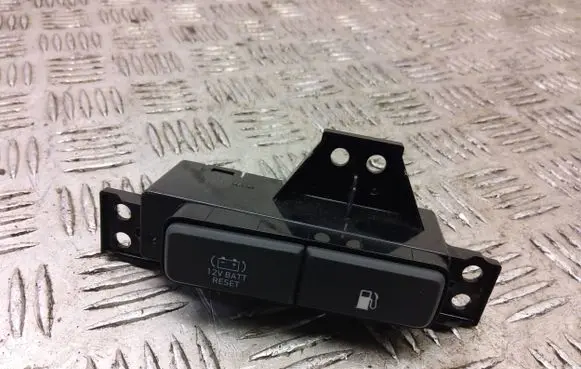 Hyundai Ioniq Fuel tank opening switch 93555g2970