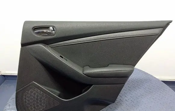 Nissan Altima Door card panel trim set 82976JA000