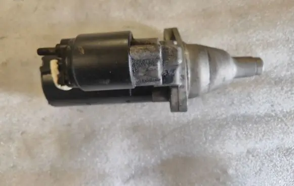 Audi A4 S4 B6 8E 8H Starter motor 059911023H