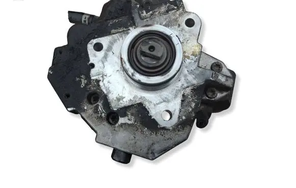 Volvo S60 Fuel injection high pressure pump 0445010043 8689591 045748