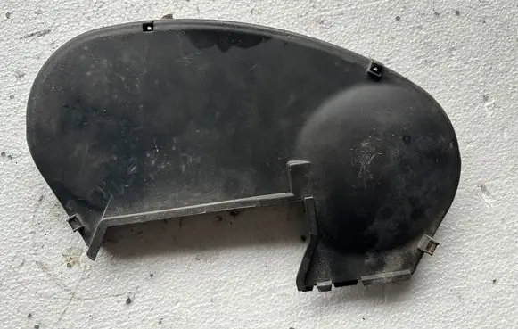 Skoda Fabia Mk1 (6Y) Timing belt guard (cover) 038109107K