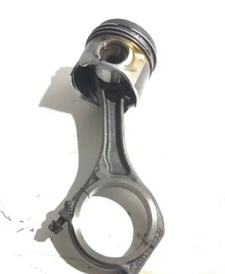 Volkswagen Touareg II Piston 059AJ 83L10