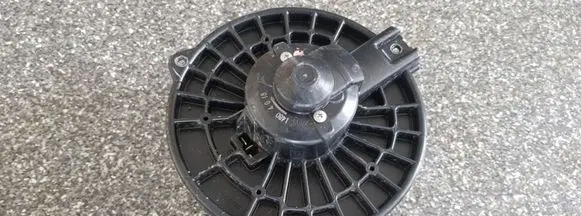 Suzuki Liana Heater fan/blower