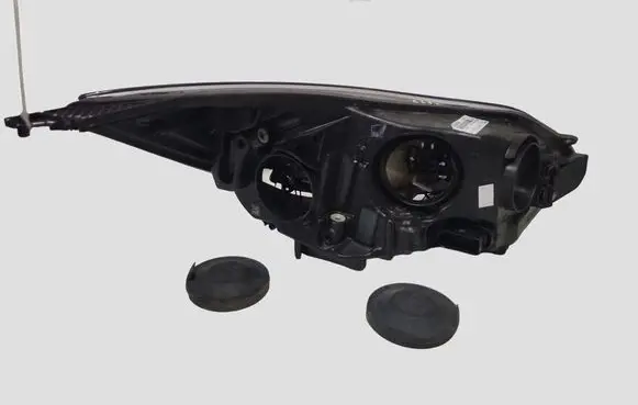 Ford Focus Headlight/headlamp 2020101111