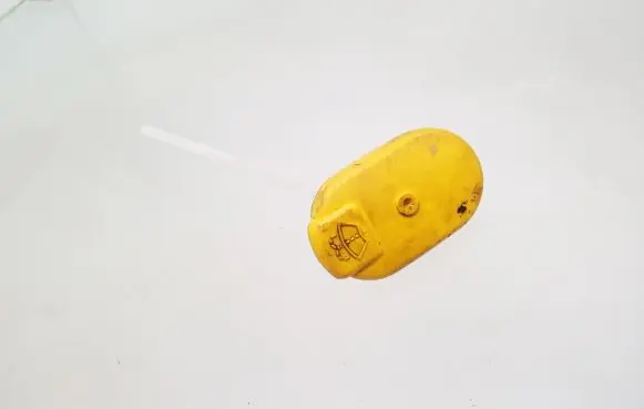 Renault Megane II Window washer liquid tank fill tube 8200372310