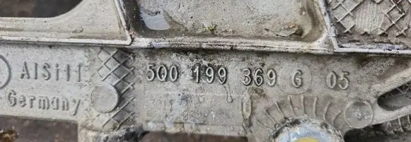Volkswagen Golf VII Front axle beam brak