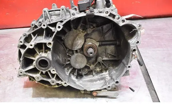 Volvo S60 Manual 6 speed gearbox 666R7002BB