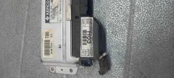 Hyundai Accent Engine control unit/module ECU