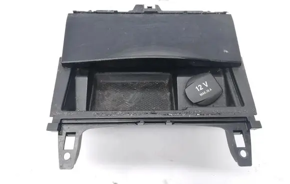 Car ashtray
