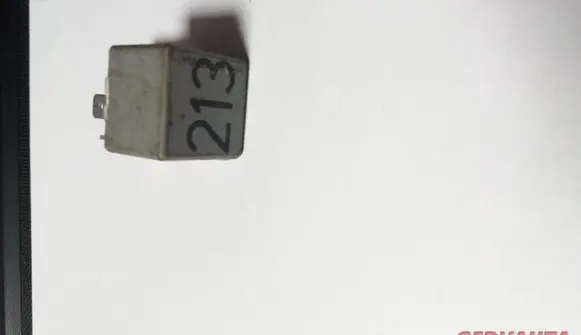 Audi A6 S6 C5 4B Other relay 443951253J