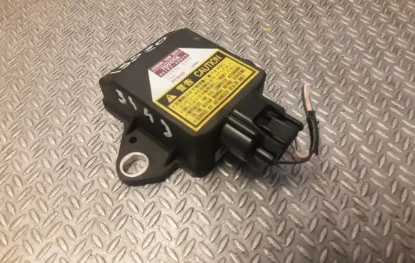 Lexus IS 220D-250-350 Yaw turn rate sensor 8918360020