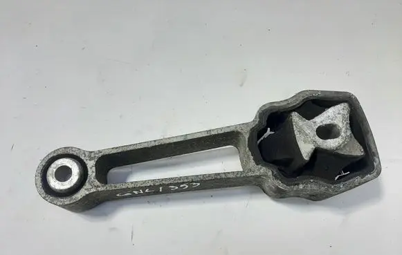 Engine mount bracket