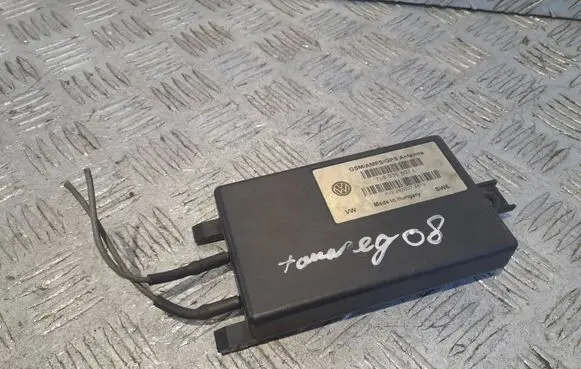 Volkswagen Touareg I Antenna control unit 7L6035507L 2820073479