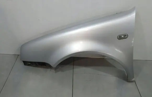 Volkswagen Golf IV Fender 