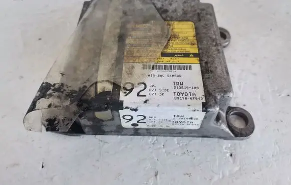 Toyota Corolla Verso E121 Airbag control unit/module 213819108