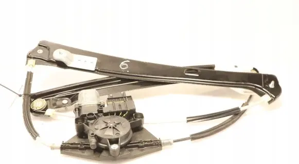 Skoda Scala Front window lifting mechanism without motor 