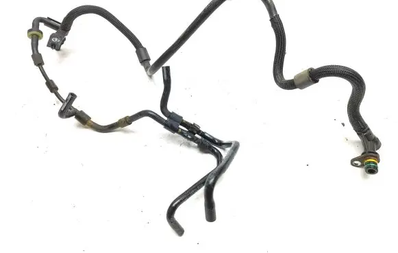 Audi Q3 8U Vacuum line/pipe/hose 04L129456E