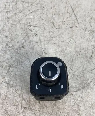 Volkswagen PASSAT CC Wing mirror switch 5K1959565 0242 3C8959565BXSH