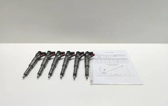 BMW 5 E60 E61 Fuel injectors set 7794652 0445110212 212