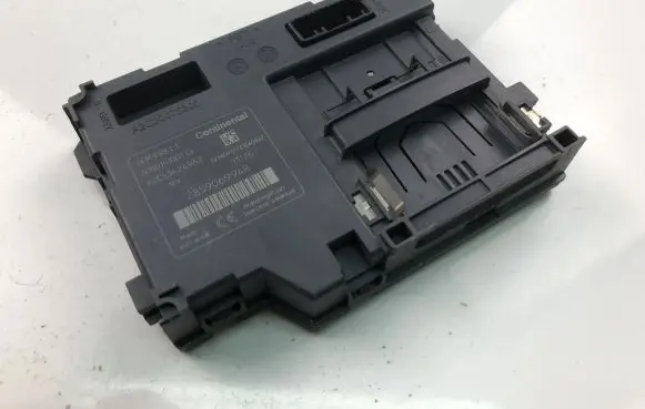 Renault Clio IV Other control units/modules 285906994R