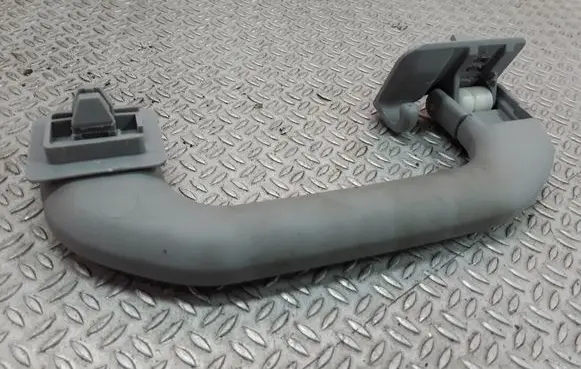 Mercedes-Benz C W203 Rear interior roof grab handle