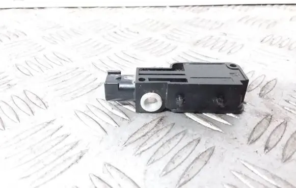 Ford Mondeo Mk III Airbag deployment crash/impact sensor 1S7T14B342AC 23BB04C7E631